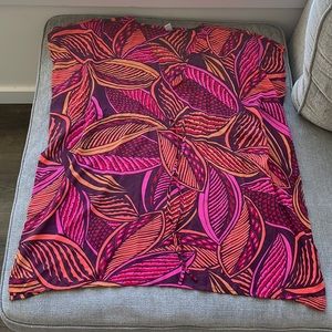 Flowy printed sheer Old Navy coverup size small.
